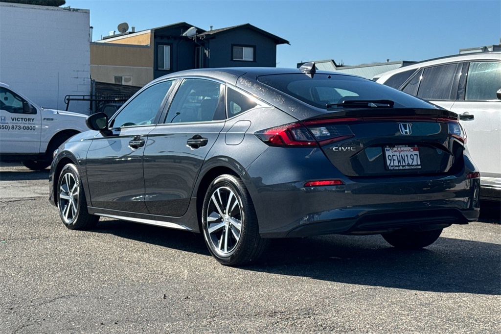 2023 Honda Civic LX Hatchback photo 6