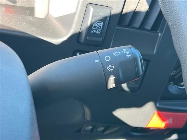 2024 Chevrolet Silverado photo 11