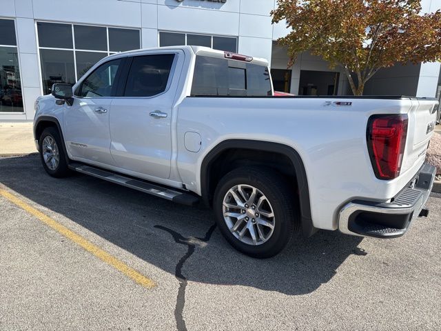 2021 Gmc Sierra 1500 SLT photo 2