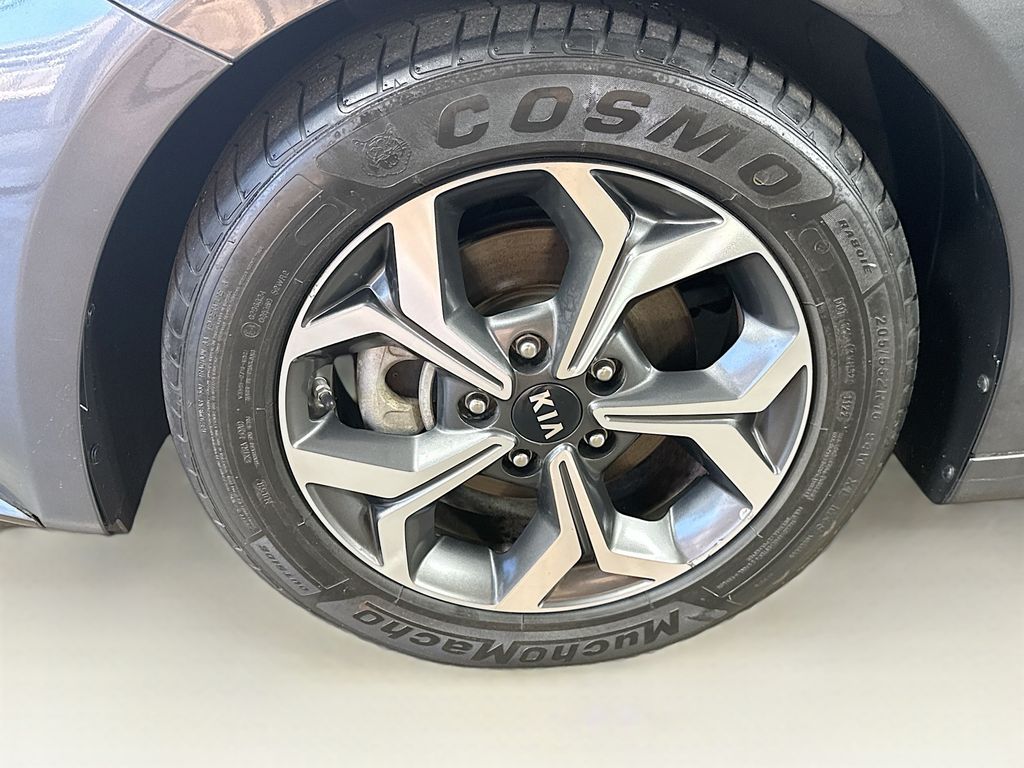 2019 Kia Forte LXS photo 34