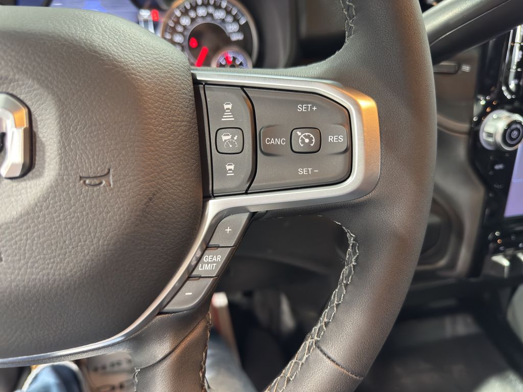 2025 Ram 2500 Tradesman photo 21