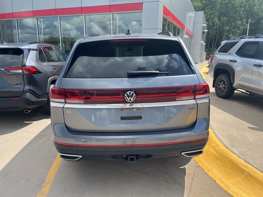 2025 Volkswagen Atlas SE Technology photo 4