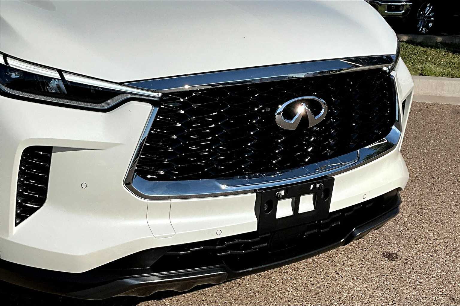 2022 Infiniti QX60 Luxe photo 25