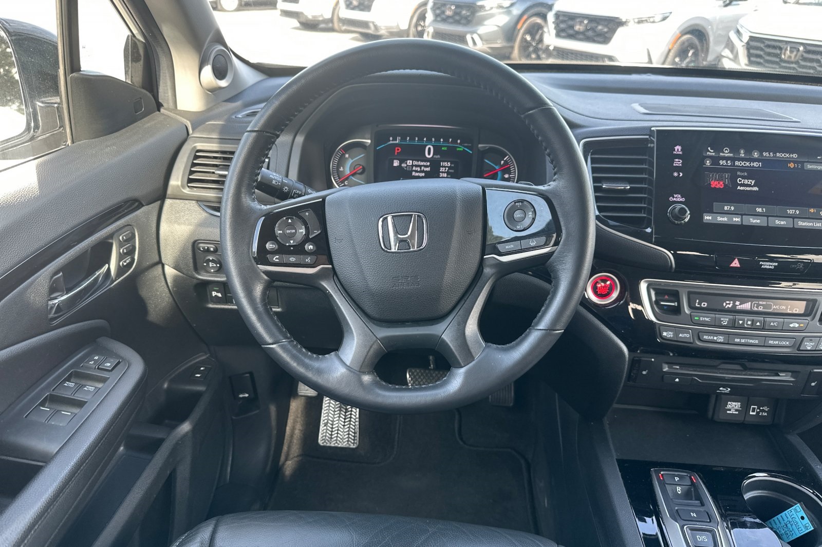 2022 Honda Pilot Touring photo 16