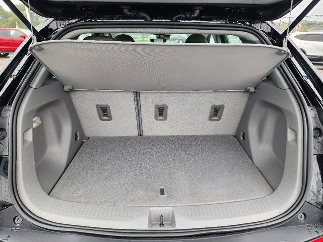 2023 Chevrolet Bolt EUV Premier photo 5
