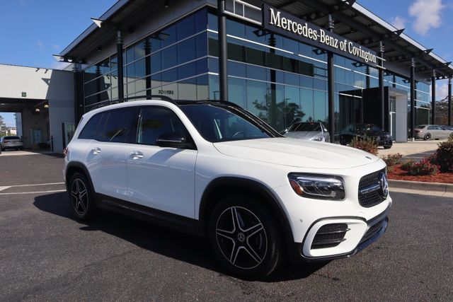 2025 Mercedes-Benz GLB Base's photo