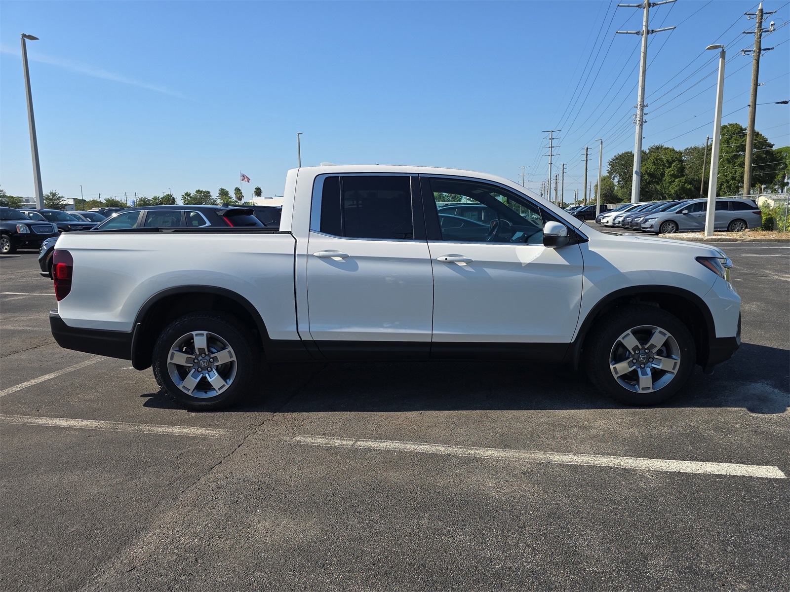 2025 Honda Ridgeline RTL photo 3