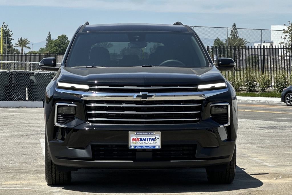 2026 Chevrolet Traverse photo 8