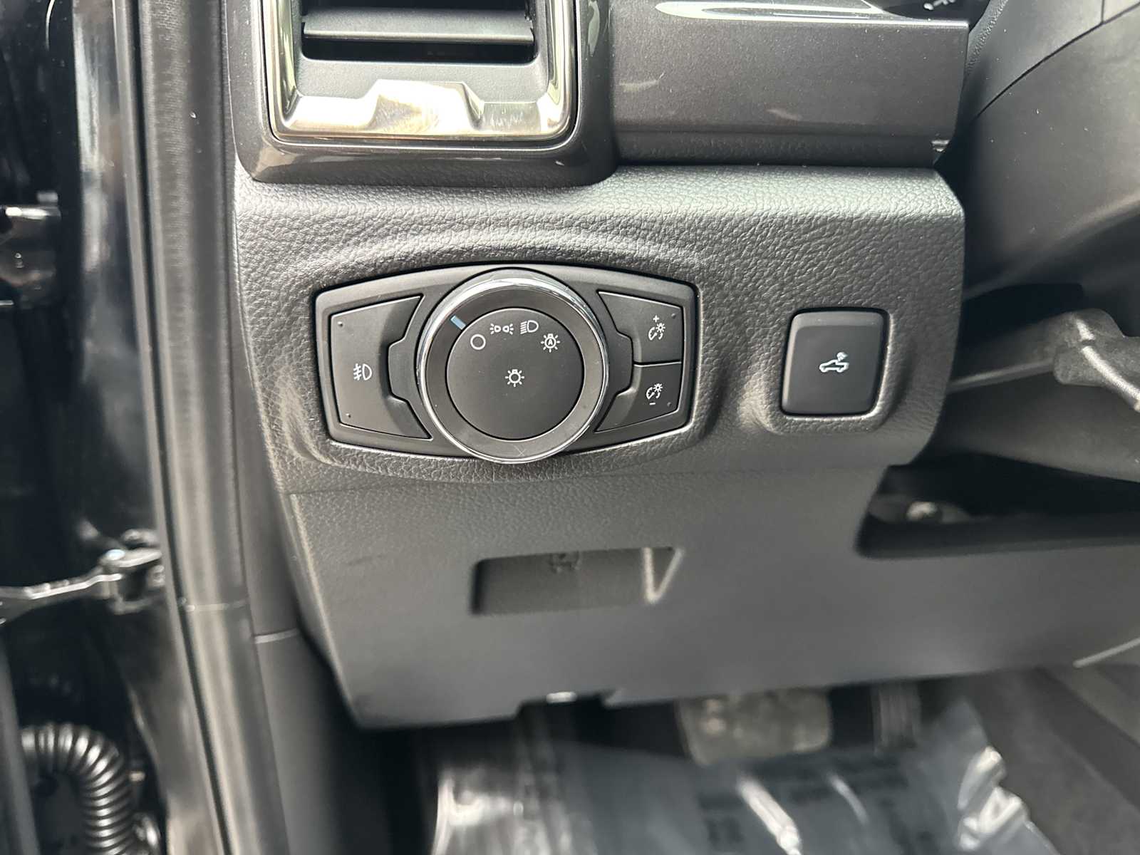 2022 Ford Ranger Lariat photo 19