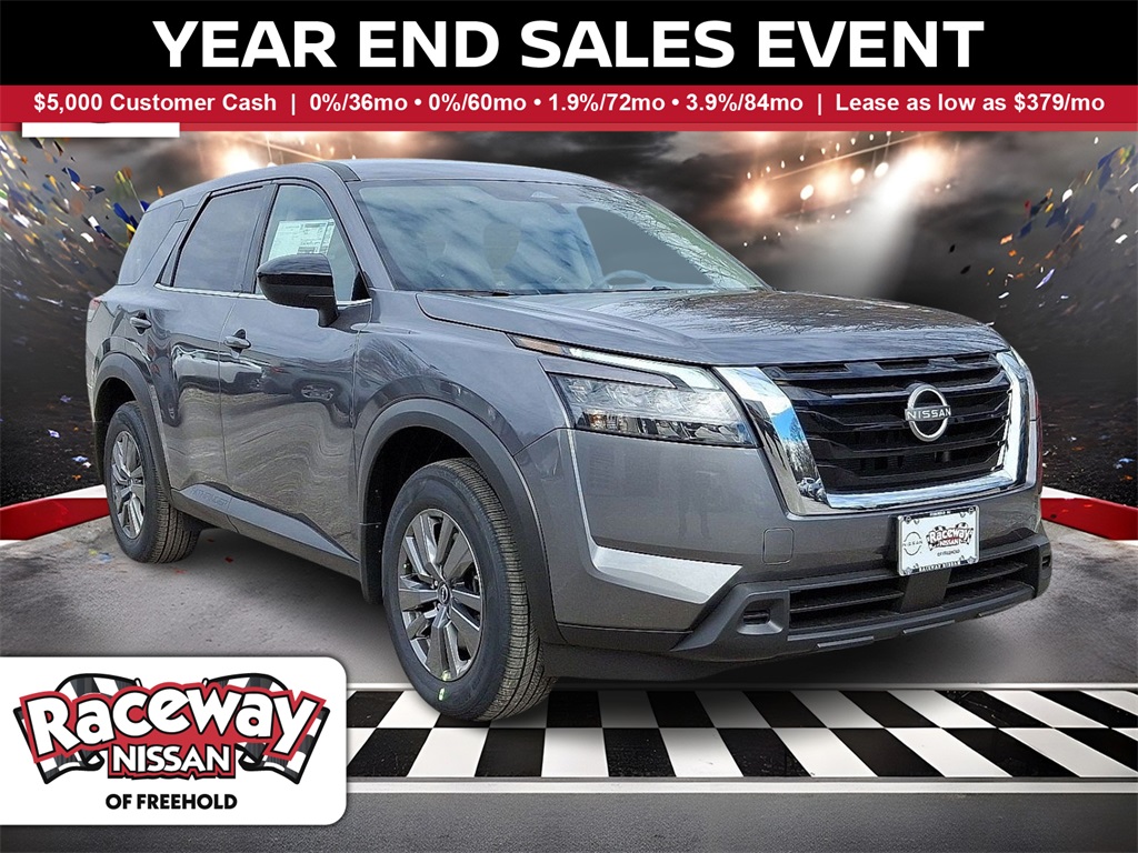 2025 Nissan Pathfinder S's photo