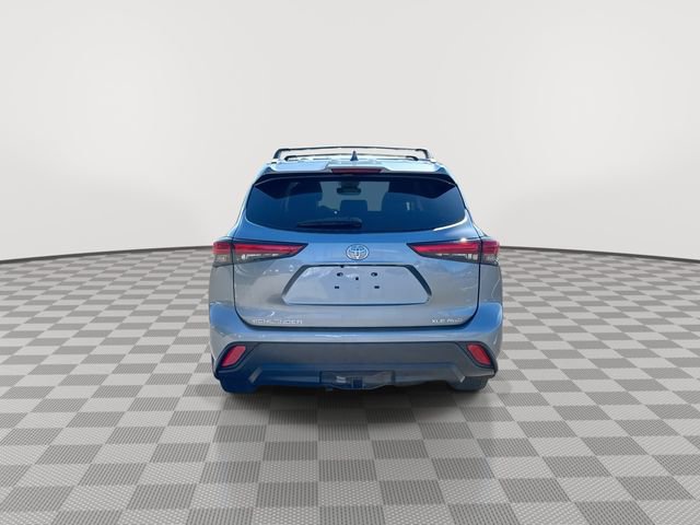 2022 Toyota Highlander XLE photo 7