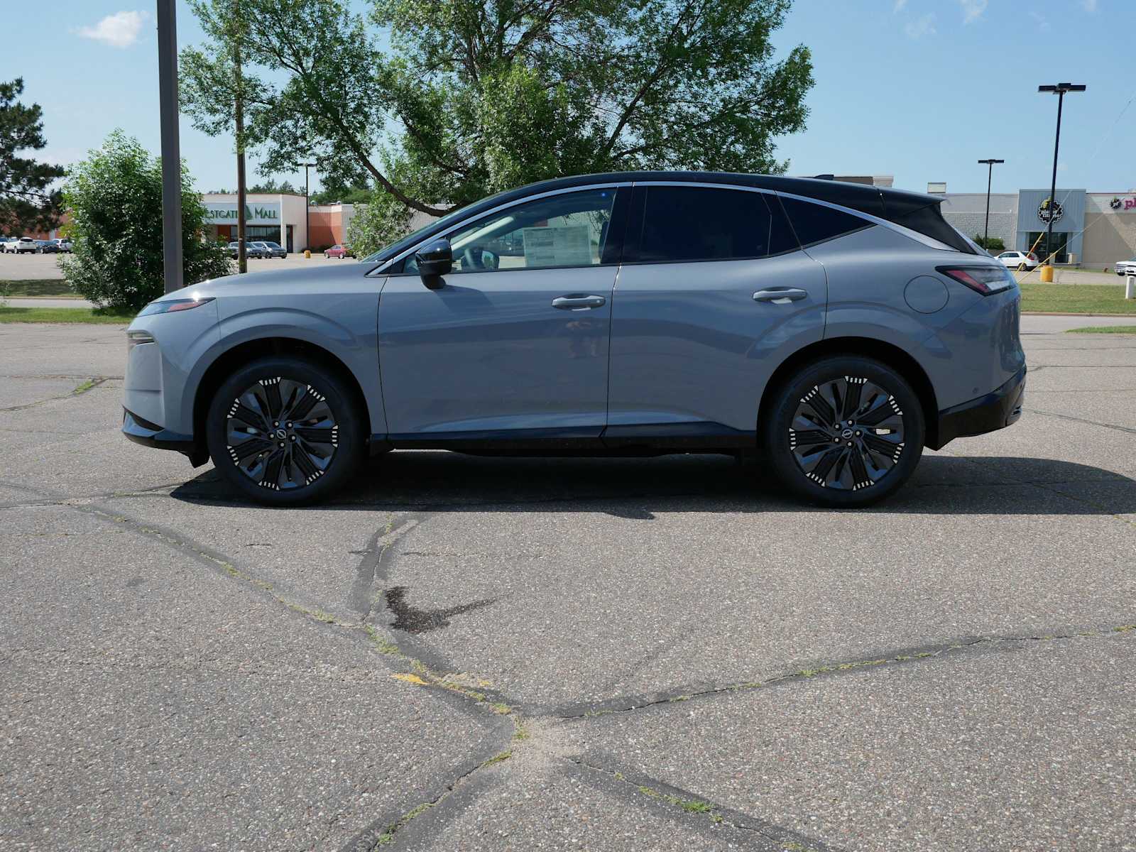 2025 Nissan Murano Platinum photo 4
