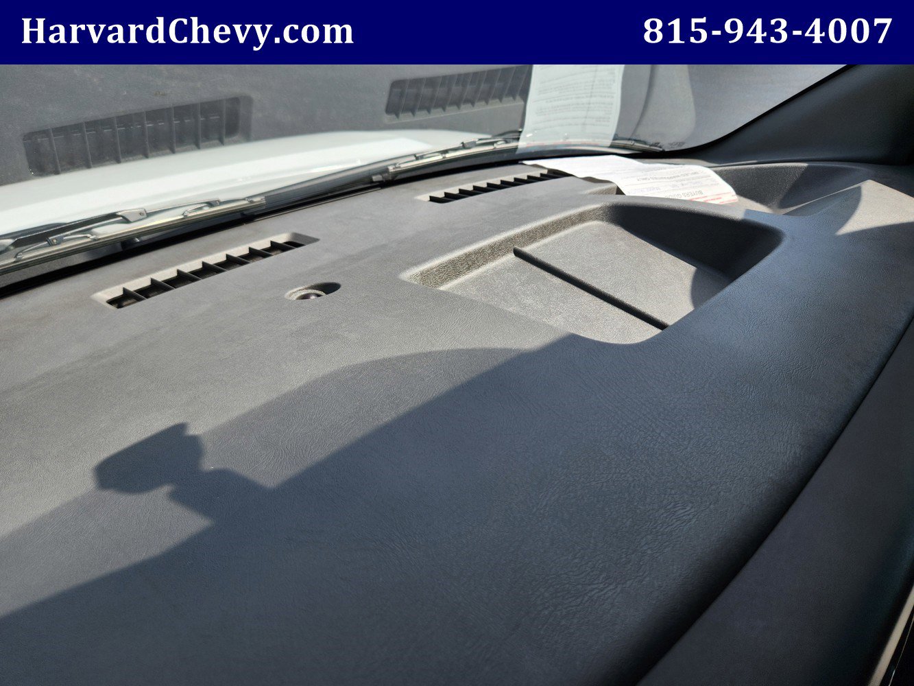 2025 Chevrolet Express Cargo Van 2500 photo 2