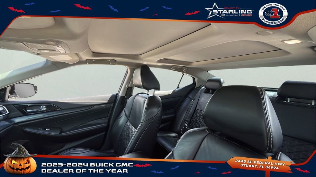 2022 Nissan Maxima Platinum photo 12
