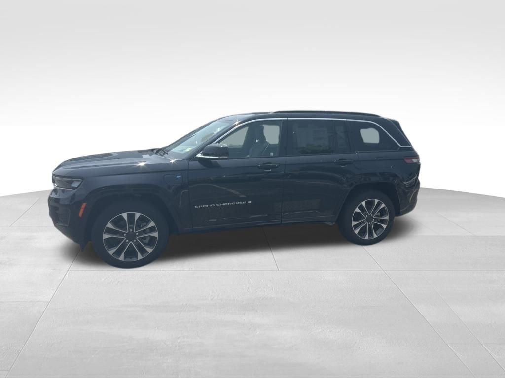 2024 Jeep Grand Cherokee Overland 4xe photo 4