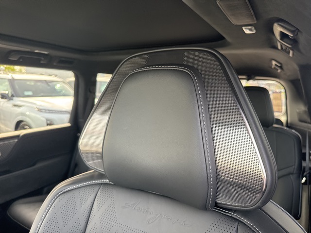 2026 Infiniti QX80 photo 13