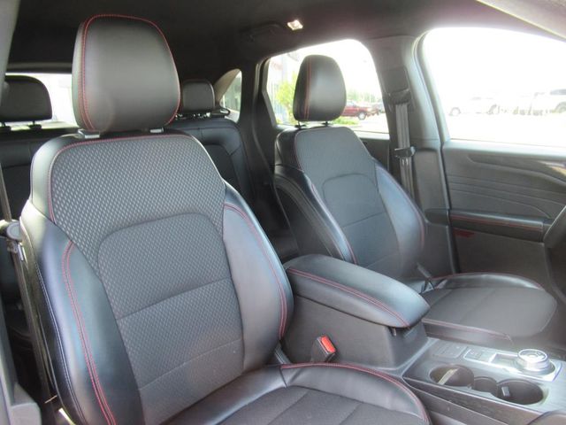 2024 Ford Escape ST-Line photo 10