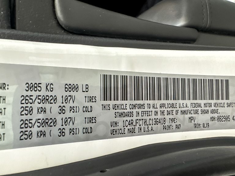 2020 JEEP GRAND CHEROKEE - Image 31