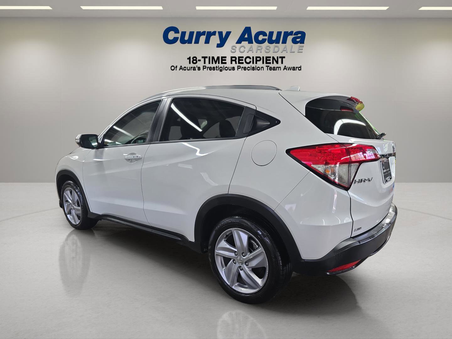 Used 2019 Honda HR-V EX-L with VIN 3CZRU6H77KM721183 for sale in Scarsdale, NY