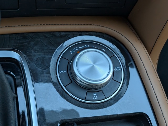2023 Infiniti QX80 Sensory photo 18