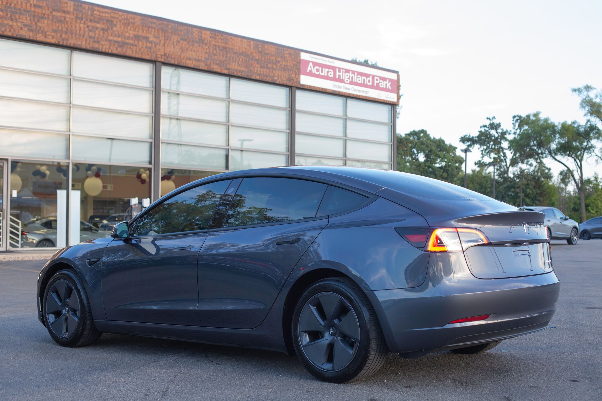 2023 Tesla Model 3 Long Range photo 7