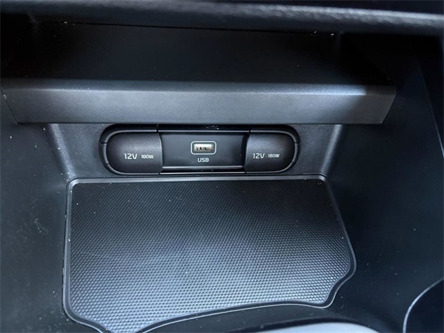 2023 Kia Soul LX photo 14