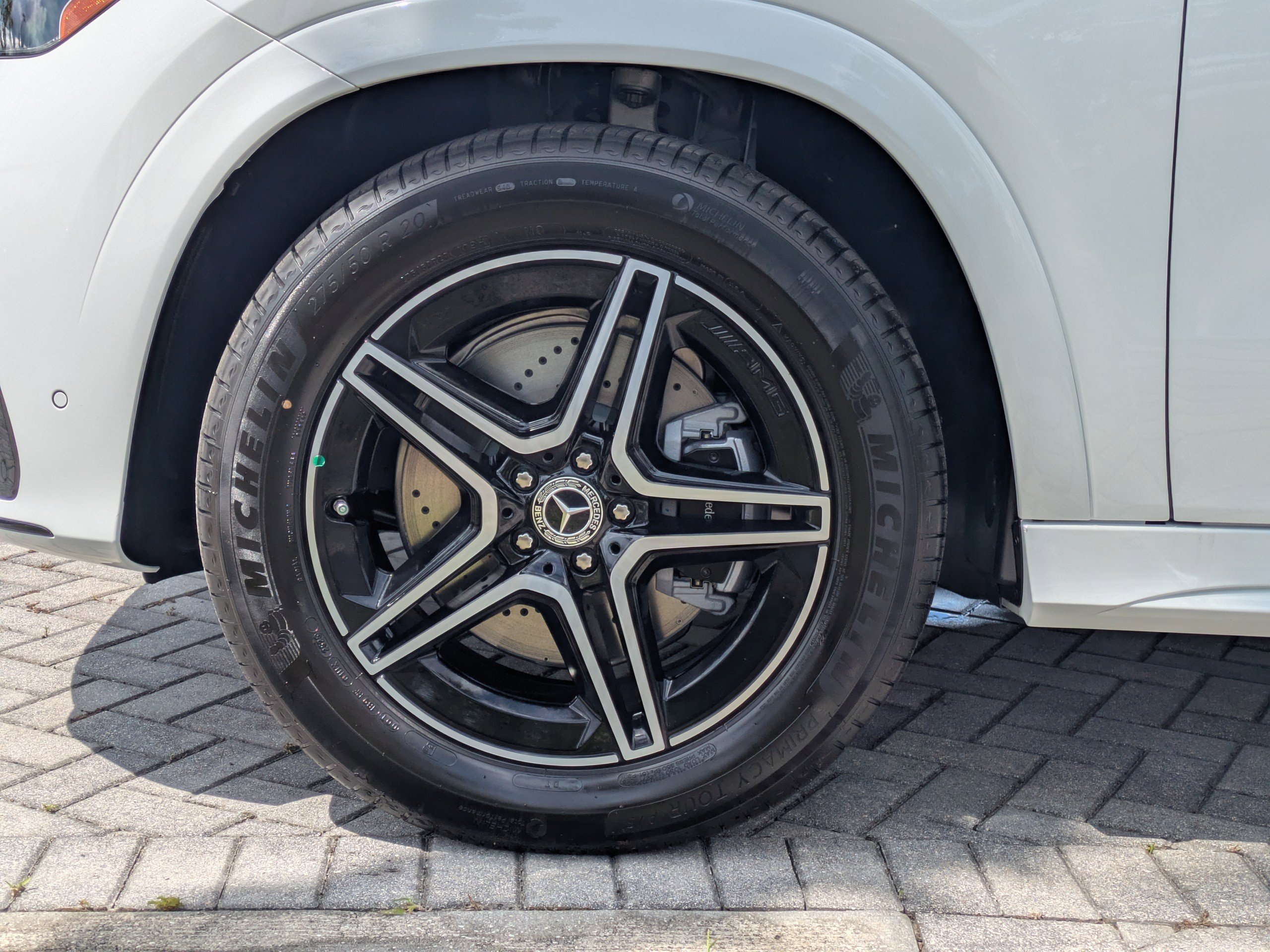 2026 Mercedes Benz GLE 450 4MATIC photo 3