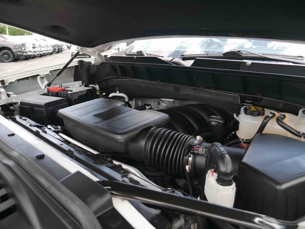 2023 Chevrolet Silverado 1500 RST photo 12