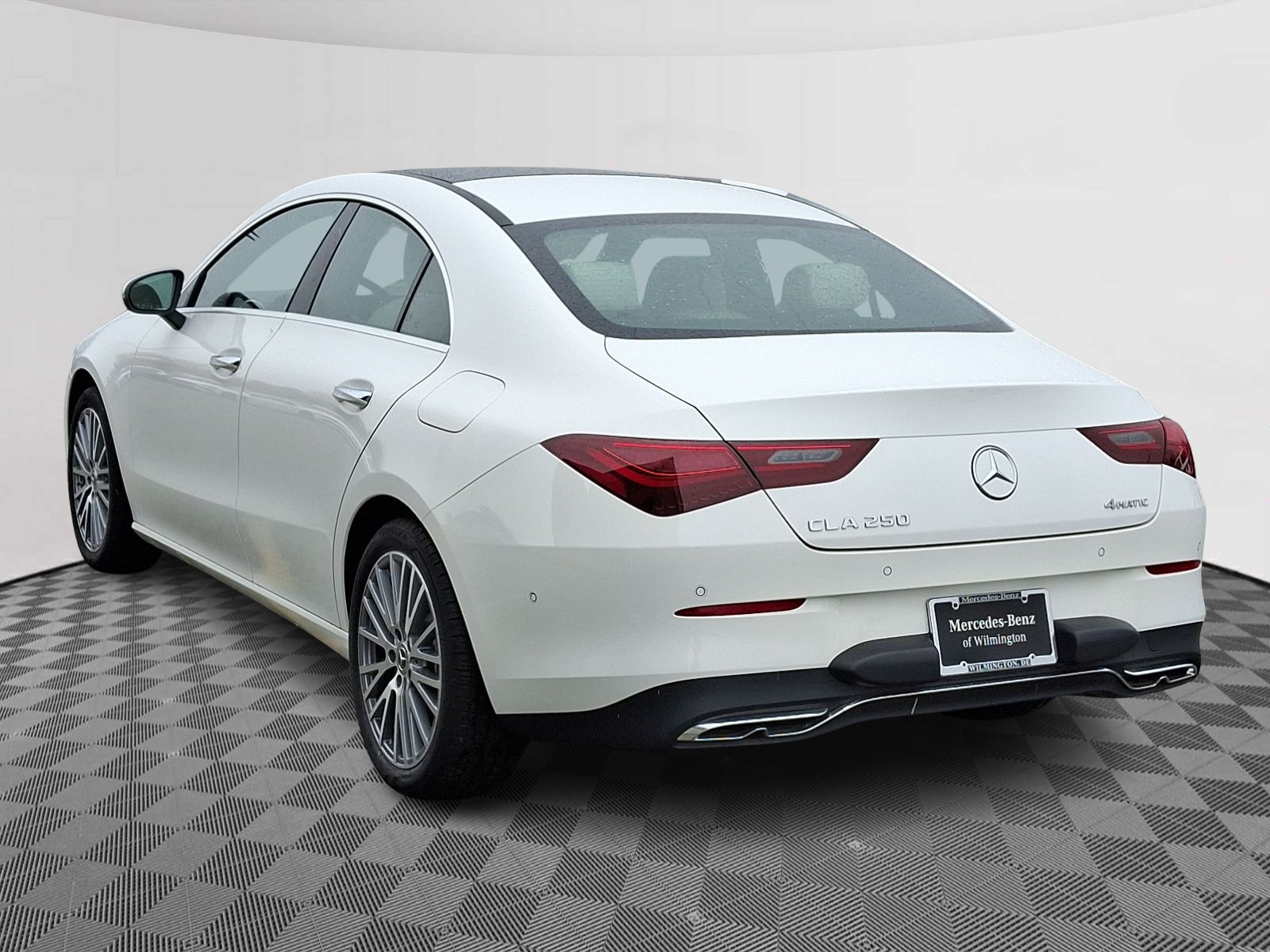2025 Mercedes Benz CLA 250 photo 3