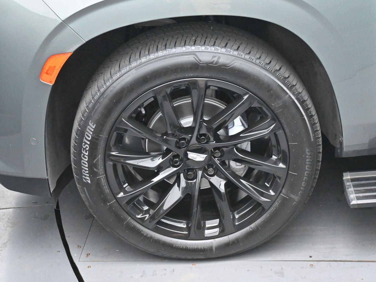 2023 Cadillac Escalade ESV Sport Platinum photo 40