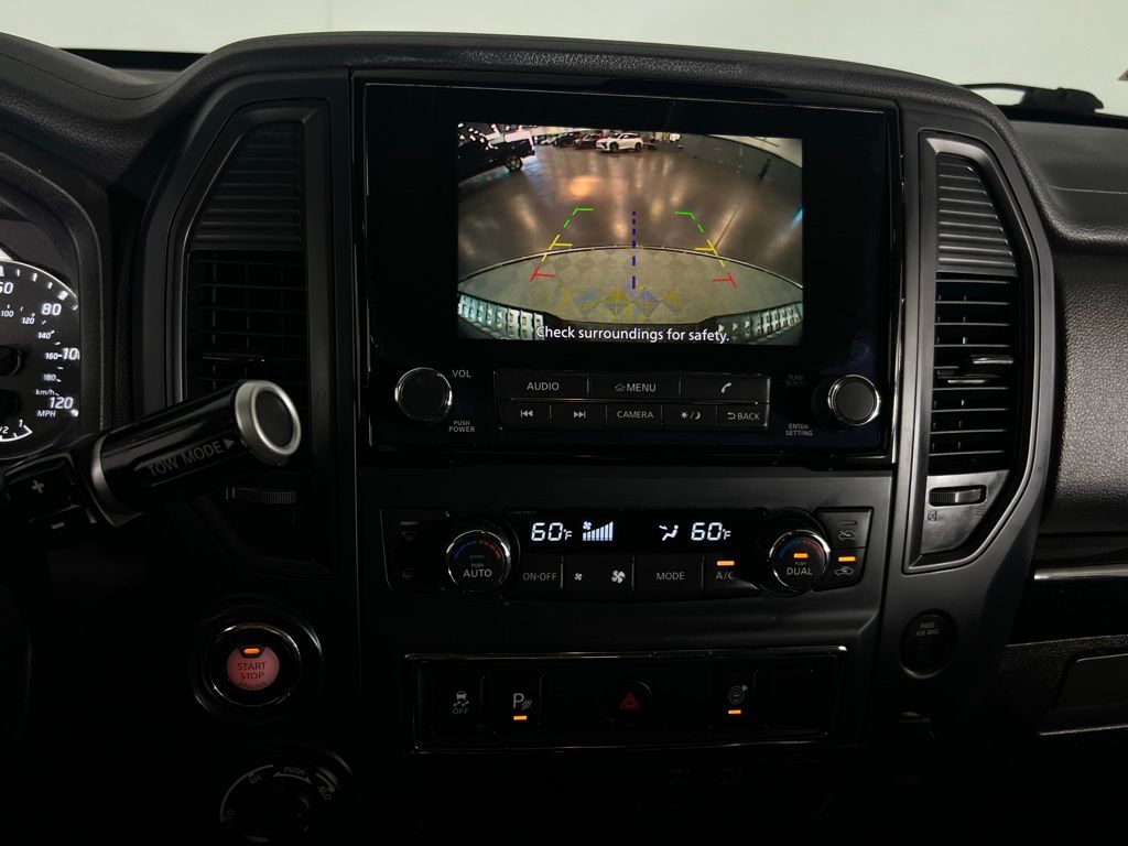 2024 Nissan Titan SV photo 14