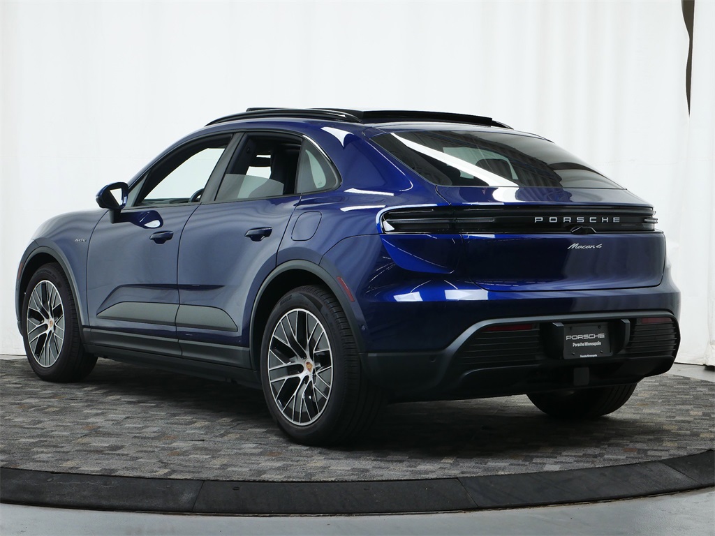 2025 Porsche Macan Electric 4 photo 3