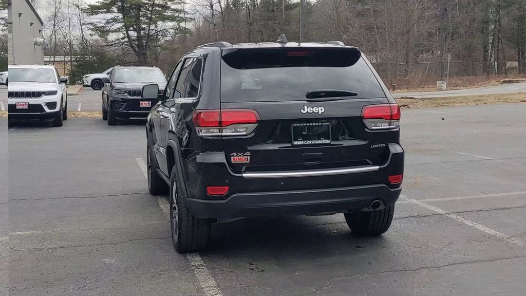 2022 Jeep Cherokee Limited photo 8