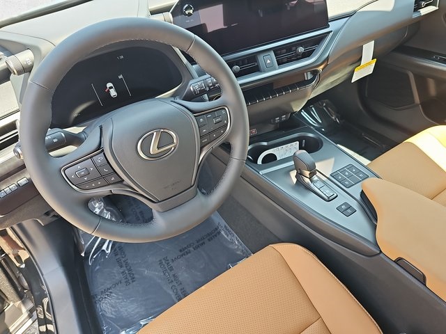 2025 Lexus UX Premium photo 16