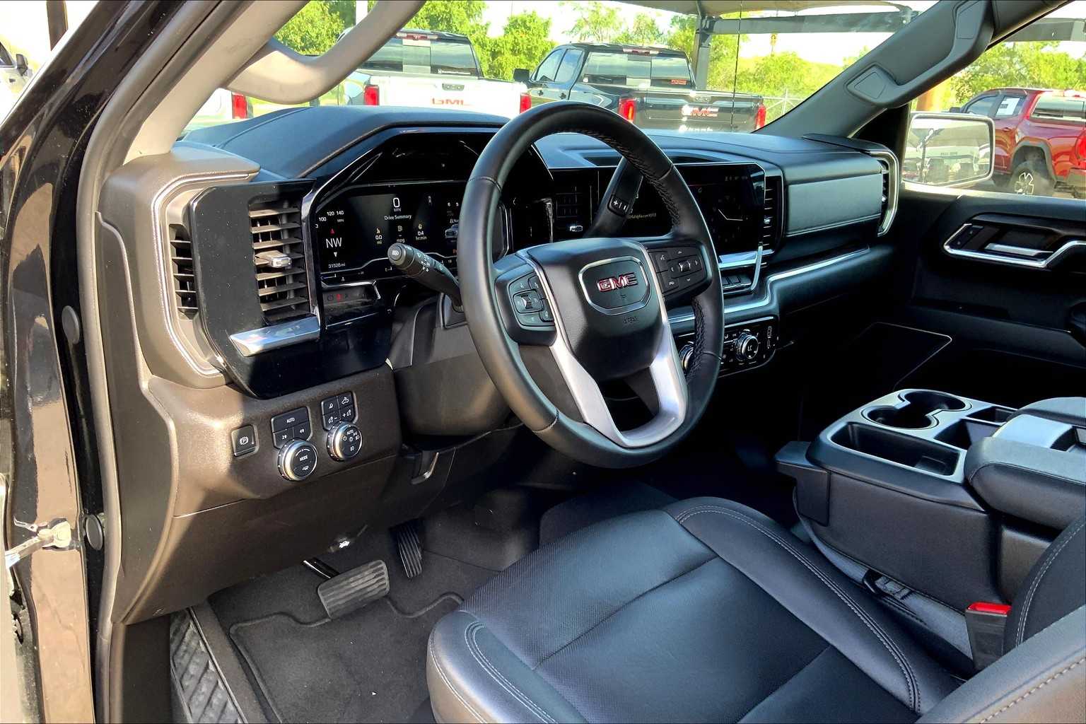 2024 Gmc Sierra 1500 SLT photo 13
