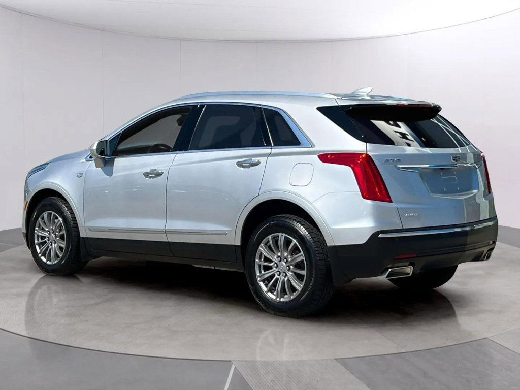 2017 Cadillac XT5 Luxury photo 3