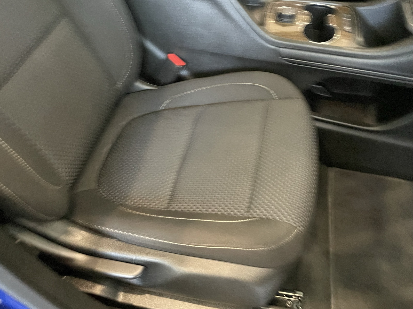 2023 Gmc Acadia SLE photo 35