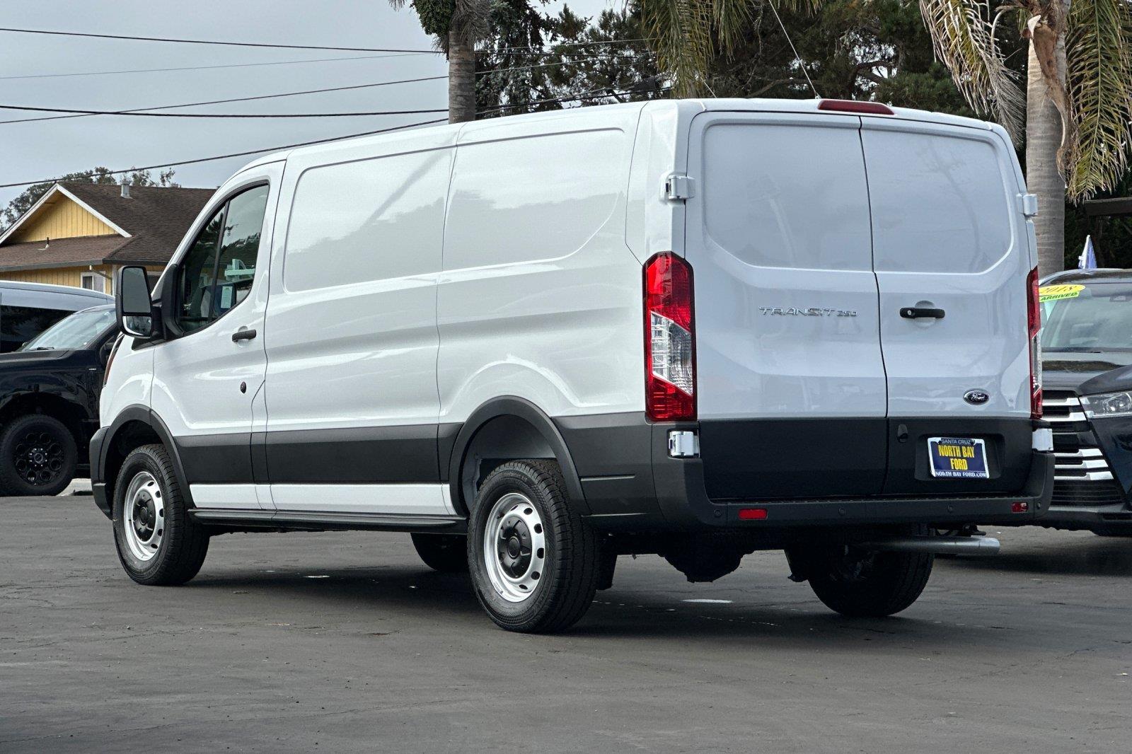 2025 Ford Transit Cargo Van photo 3