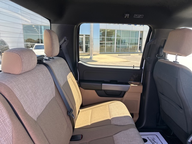 2023 Ford F-150 XLT photo 16