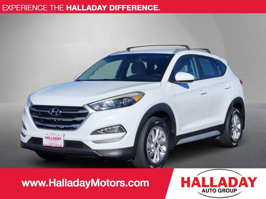 2017 Hyundai Tucson SE's photo