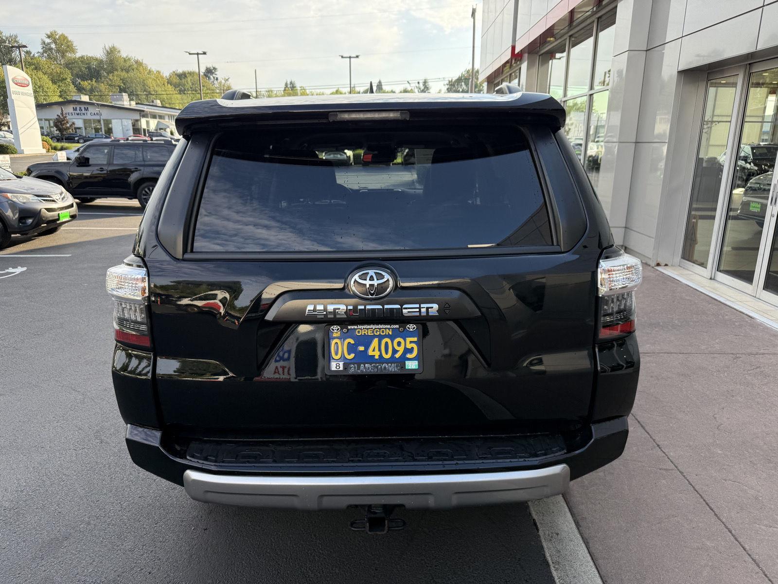 2022 Toyota 4Runner TRD Premium photo 3