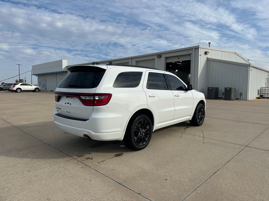 2023 Dodge Durango SXT Plus photo 2