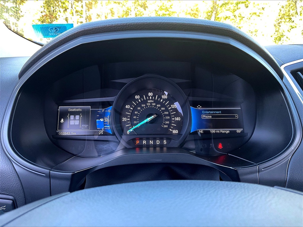 2023 Ford Edge Titanium photo 14