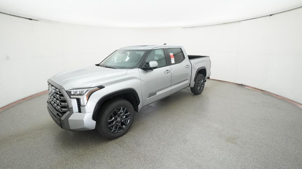 2026 Toyota Tundra Platinum's photo