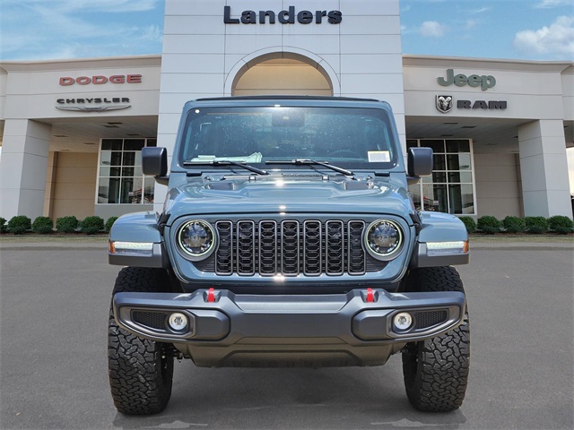 2025 Jeep Wrangler Rubicon photo 2