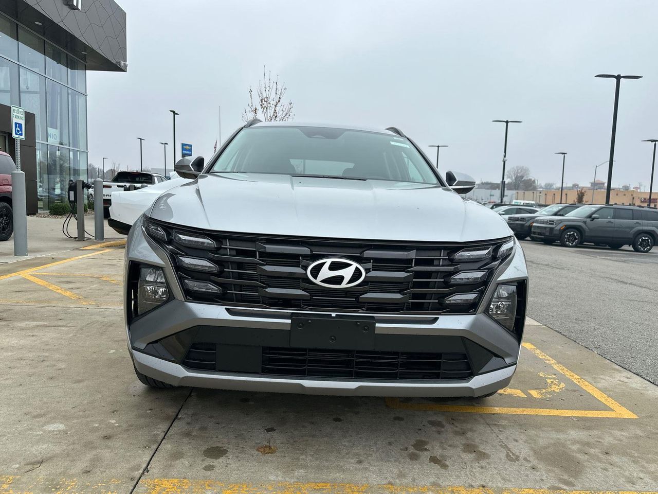 2025 Hyundai Tucson SEL Convenience photo 4