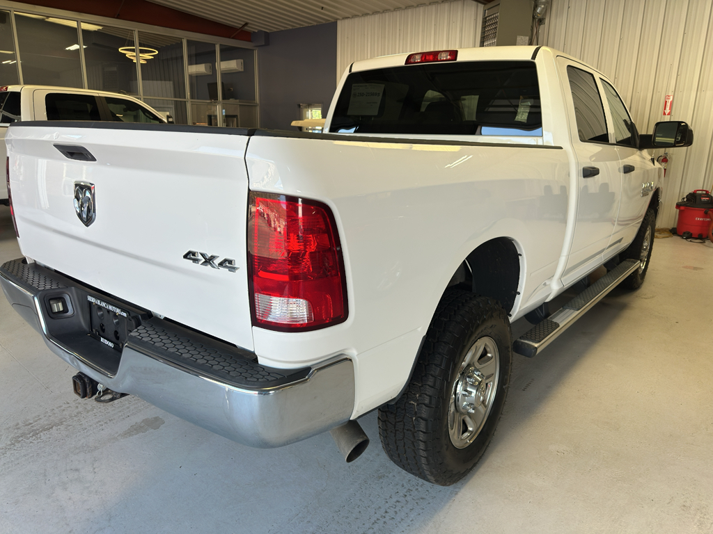 2017 Ram 2500 Tradesman photo 4