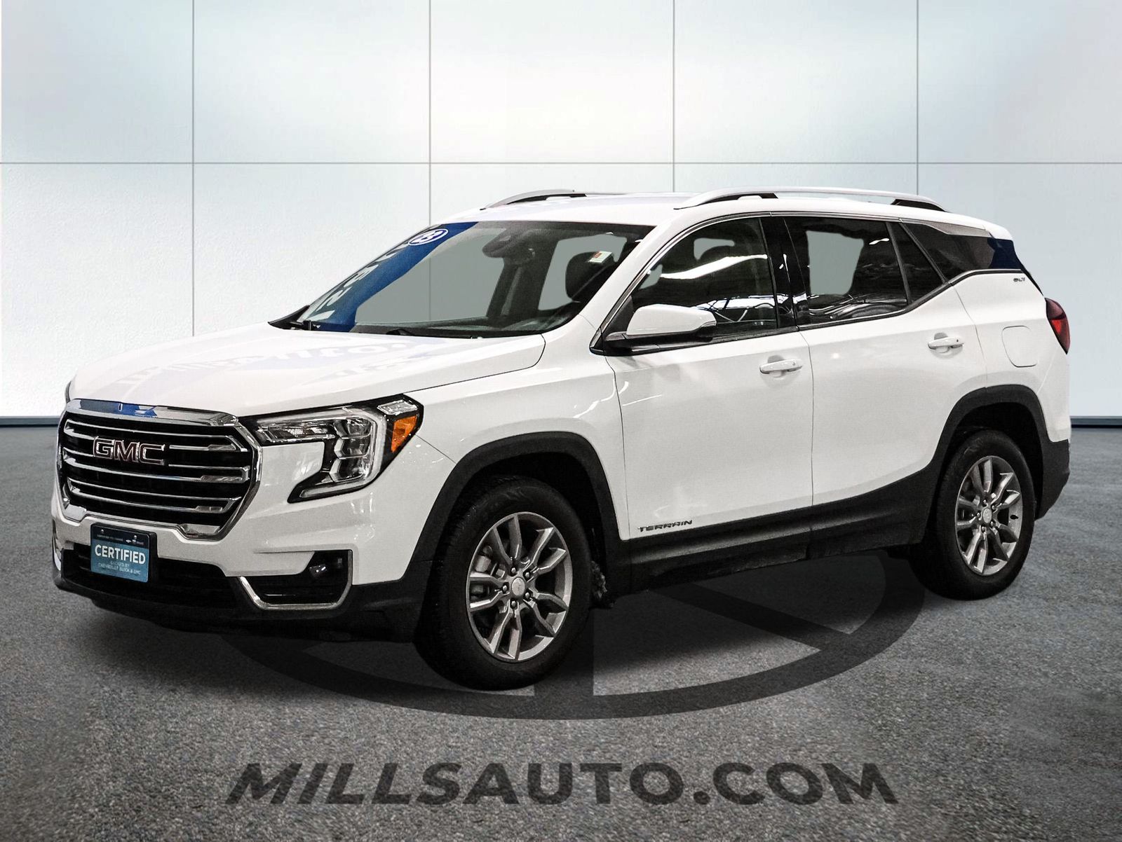 Used 2023 GMC Terrain SLT with VIN 3GKALVEG1PL192898 for sale in Baxter, Minnesota
