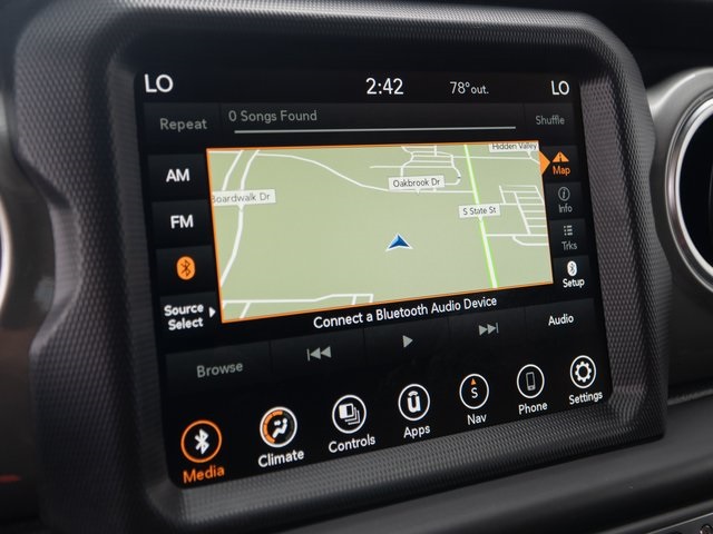 2022 Jeep Wrangler Unlimited Sahara photo 24