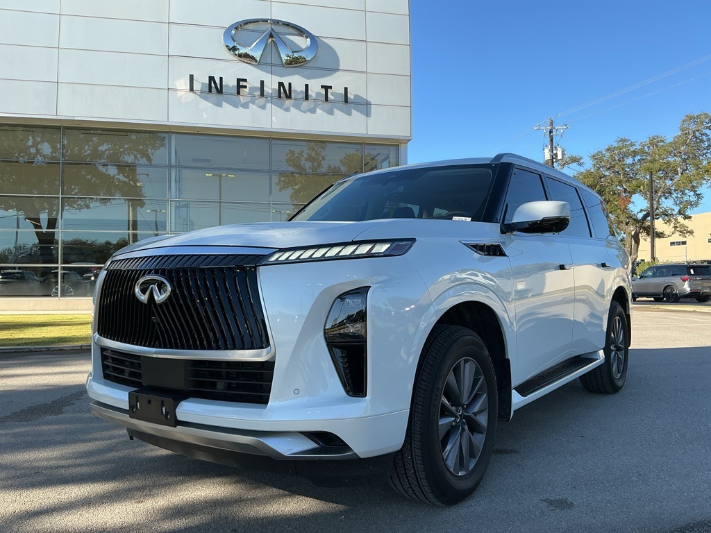 2025 INFINITI QX80 Pure's photo